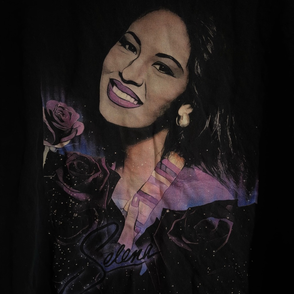 Selena Graphic Black Women’s Tee - Picture 2 of 4